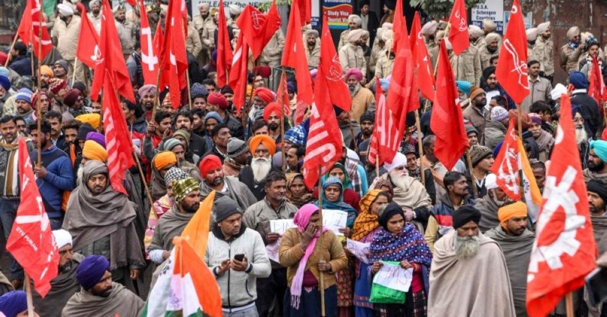 Indian workers on general strike on March 28 against Modi government.