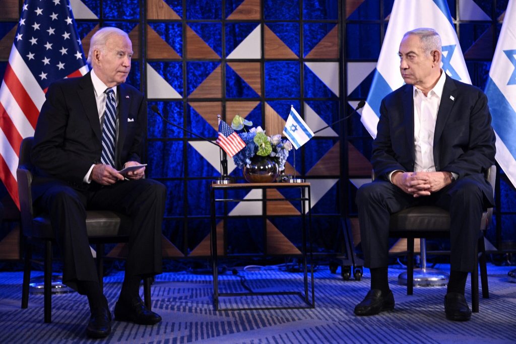 US President Joe Biden (L) meets with Israel's Prime Minister Benjamin Netanyahu in Tel Aviv on October 18, 2023.